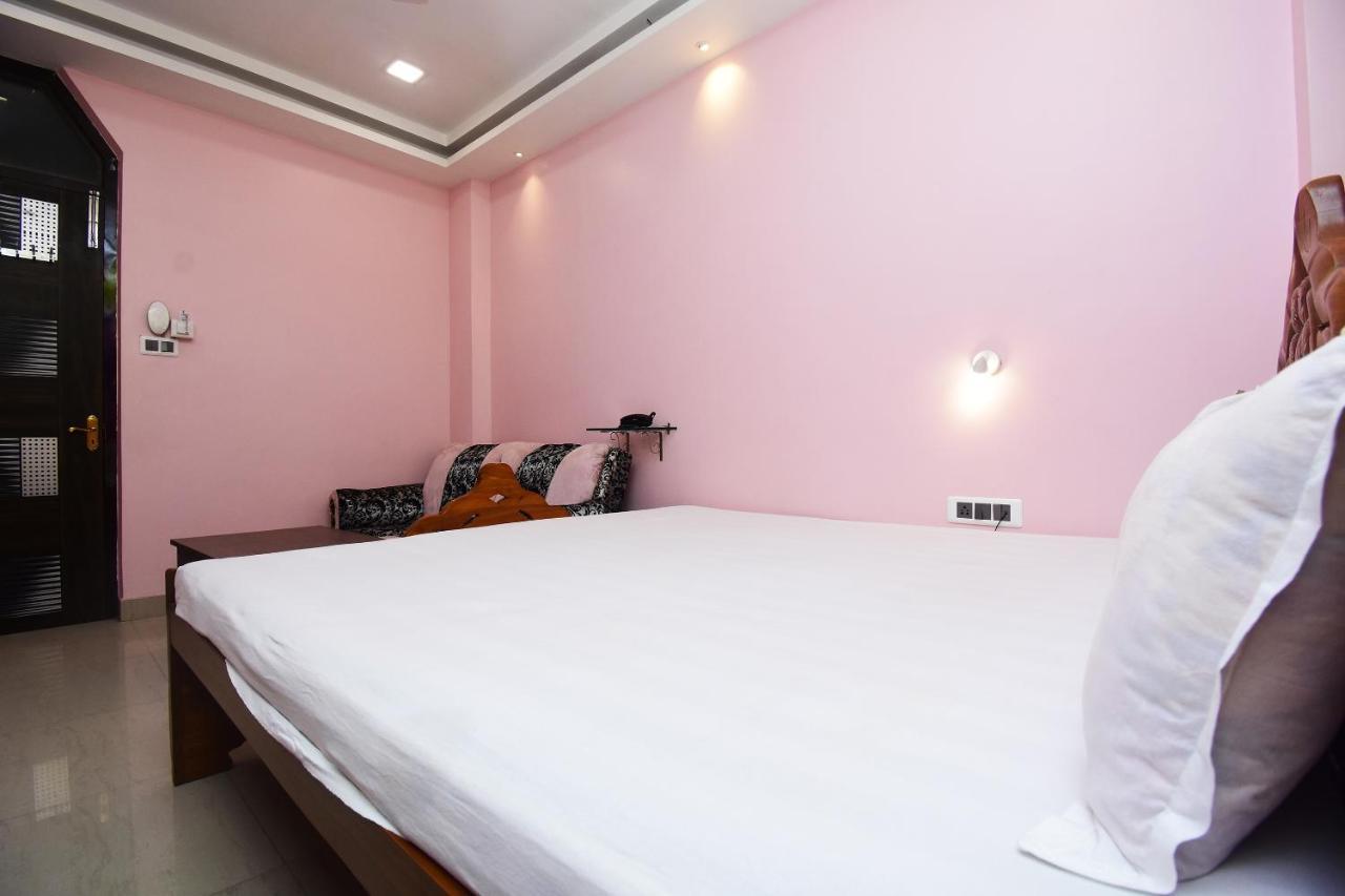 Spot On 45344 Loknath Tower Spot Hotell Krishnanagar Exteriör bild