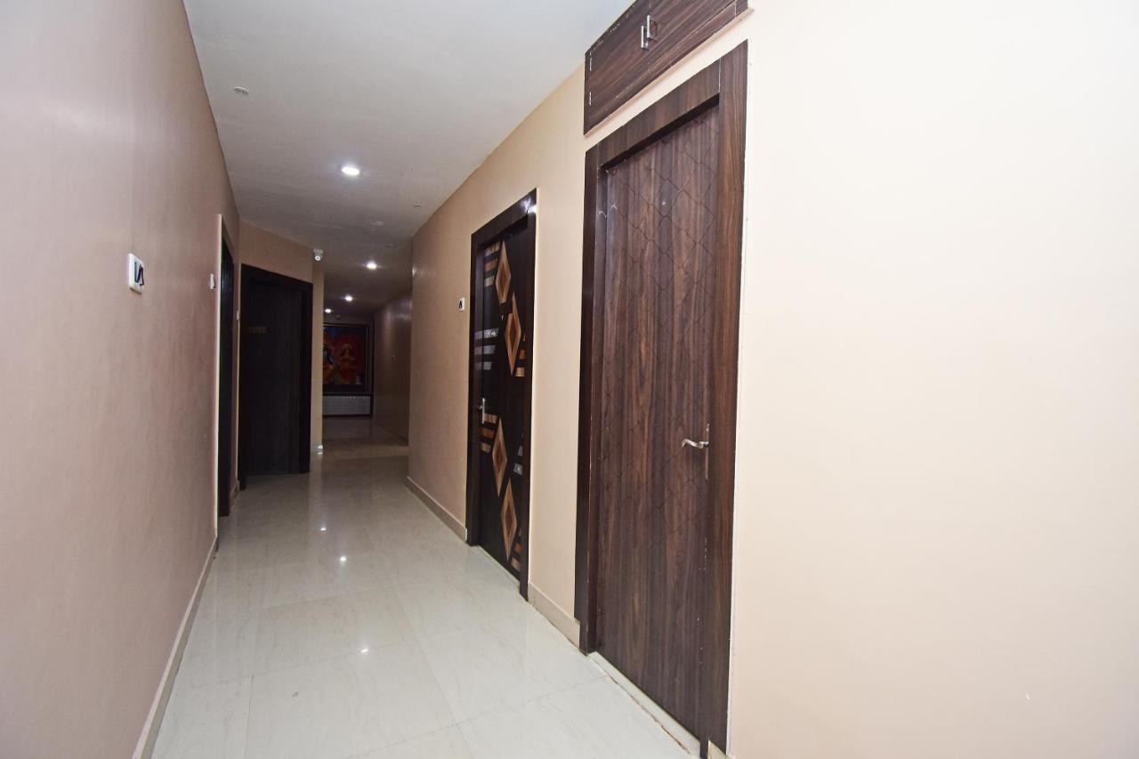 Spot On 45344 Loknath Tower Spot Hotell Krishnanagar Exteriör bild