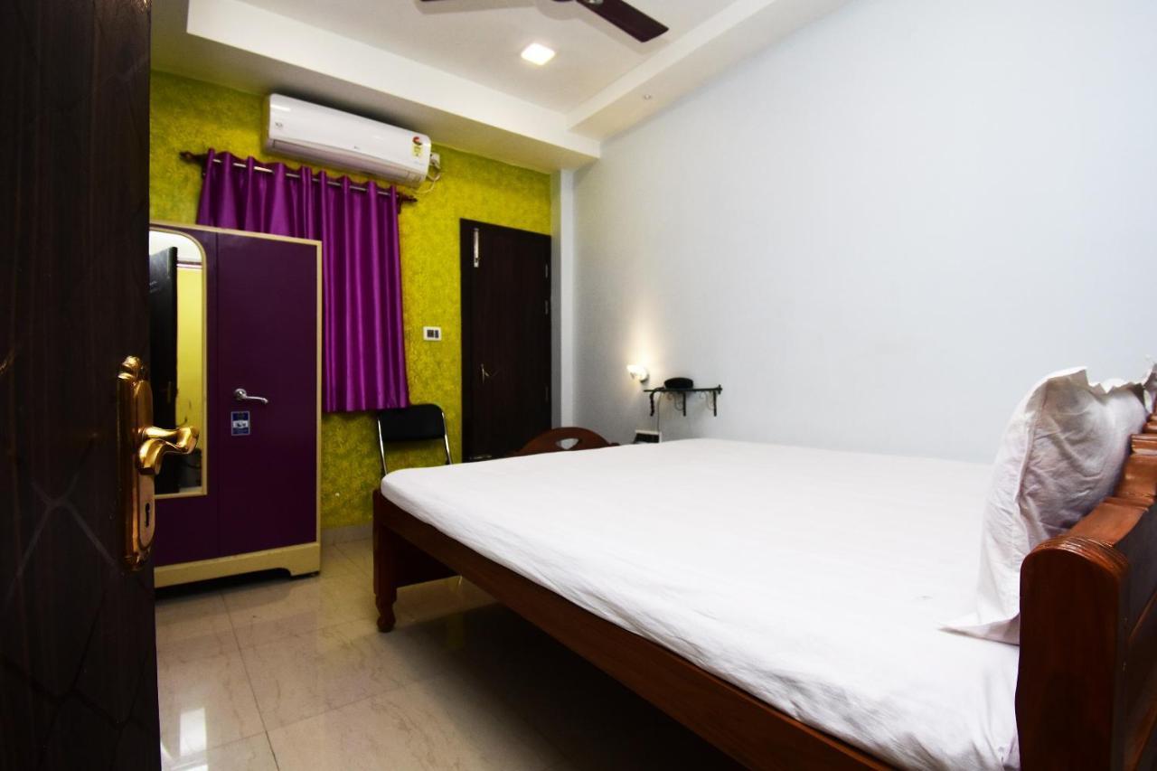 Spot On 45344 Loknath Tower Spot Hotell Krishnanagar Exteriör bild